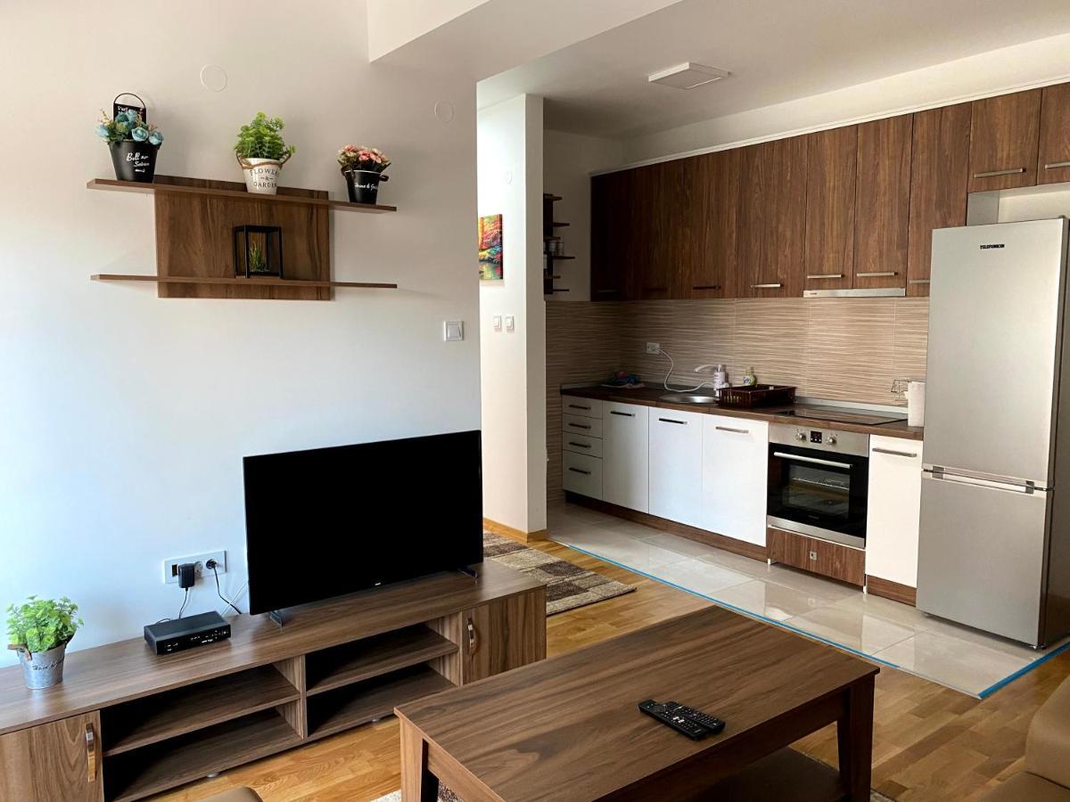 Skopje Brand New Apartment Buitenkant foto
